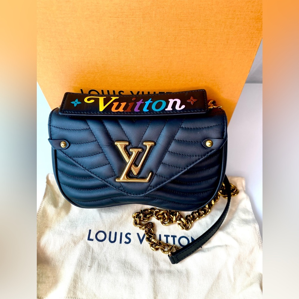 Louis Vuitton New Wave Chain Bag PM Noir Black